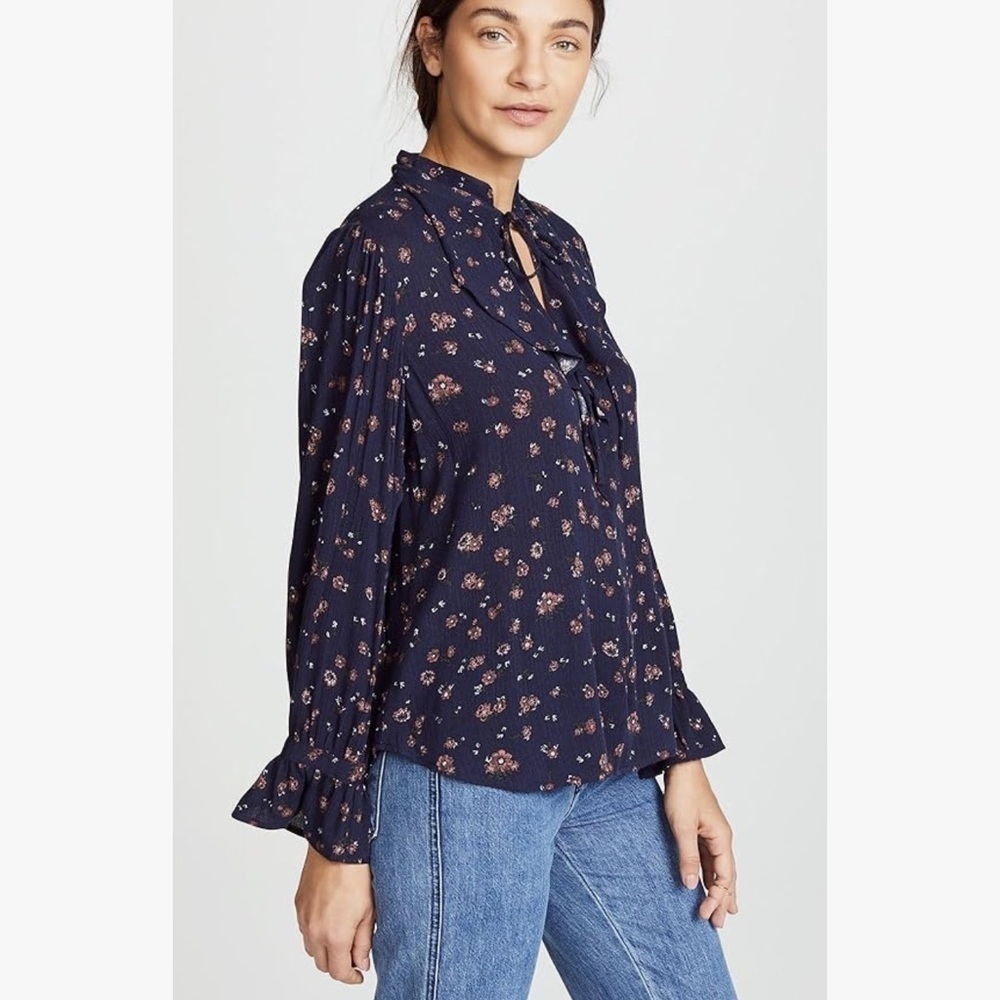 AG Adriano Goldschmied Women's Celeste Floral Navy Blouse Size X-Small - Picture 3 of 13